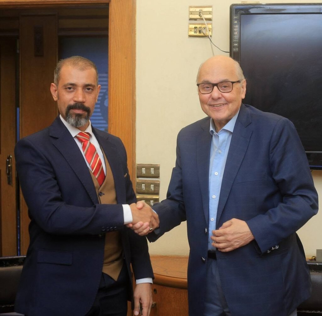 تكليف الدكتور احمد شحاتة بمنصب القائم بأعمال الامين العام لمحافظة الاسكندرية